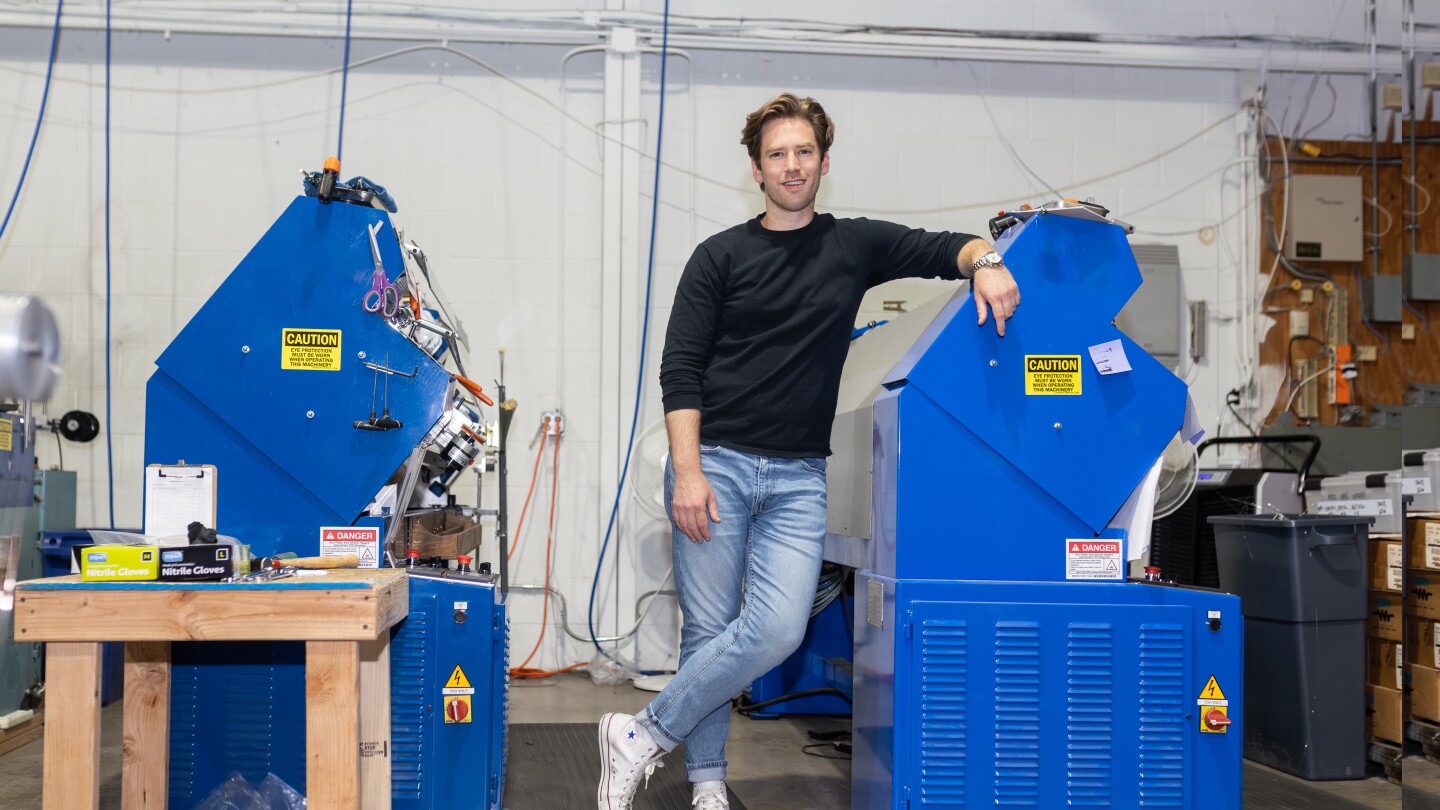 Dellamano- - NEW Edits - Scott M - Stringjoy - Magazine Profile Photoshoot - June 2023 - 2.jpg